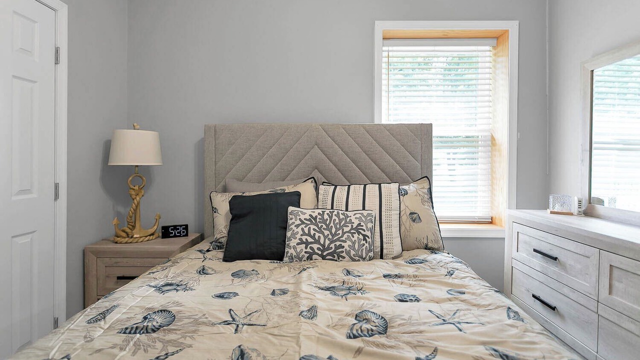 Photo of Bedroom in Keansburg