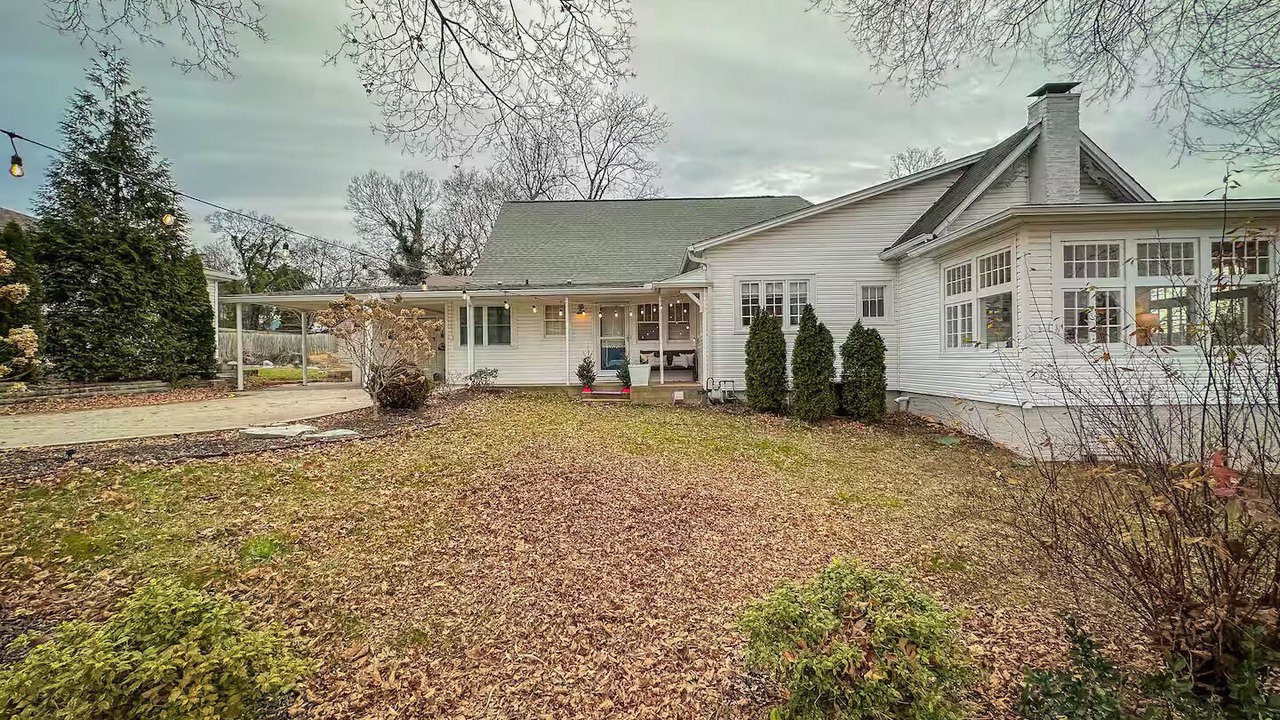 Photo of Outdoor in Clinton