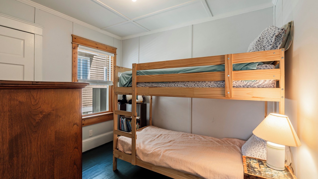 Photo of Bedroom in Mantoloking