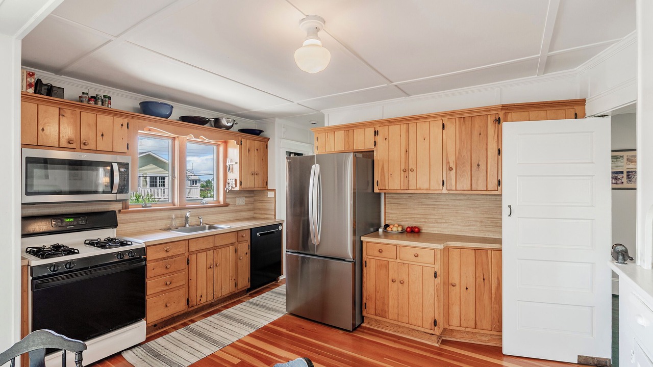 Photo of Kitchen in Mantoloking