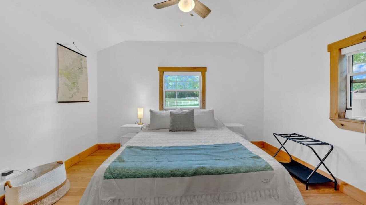 Photo of Bedroom in Jamestown