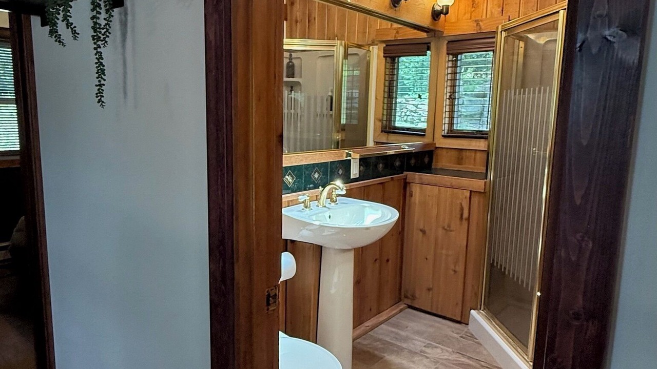 Photo of Bathroom in Indian Lake