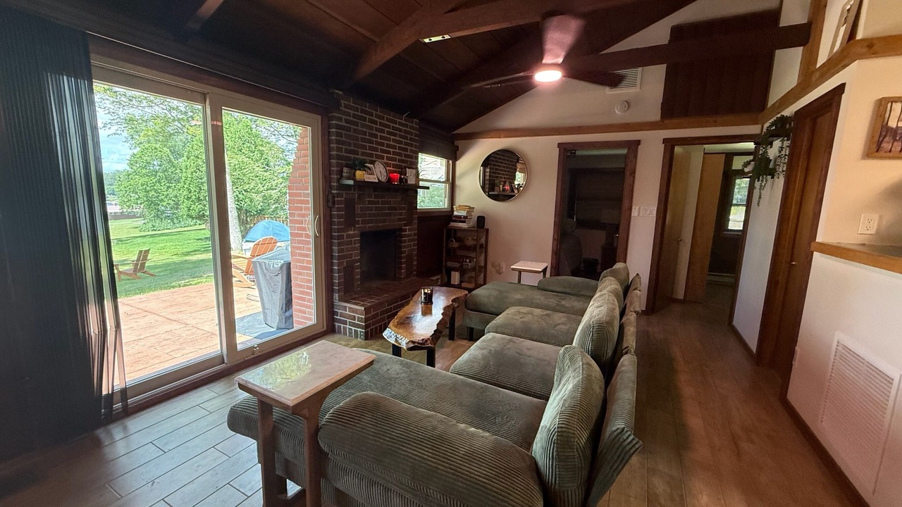 Photo of Livingroom in Indian Lake