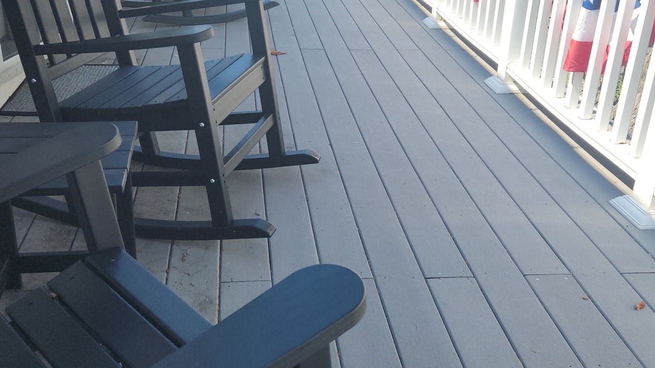 Photo of Patio Balcony in Issue