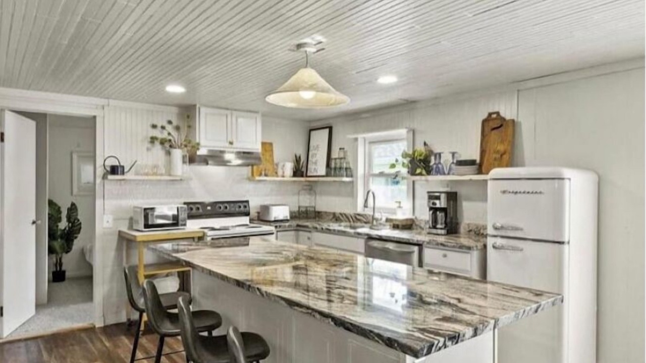 Photo of Kitchen in Lakeview