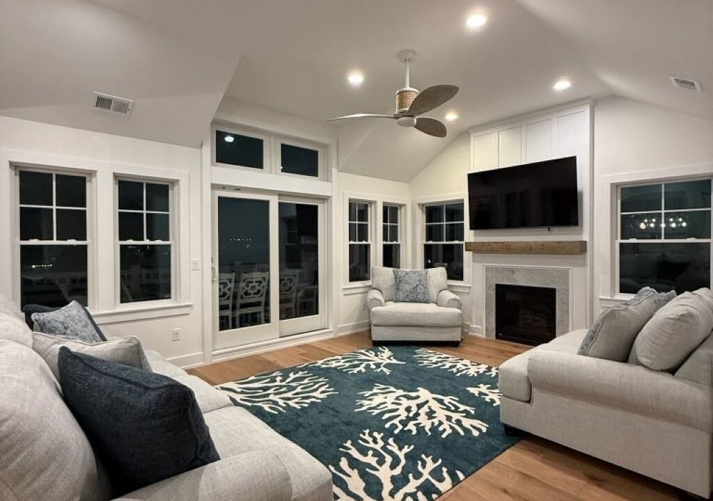 Photo of Livingroom in Surf City