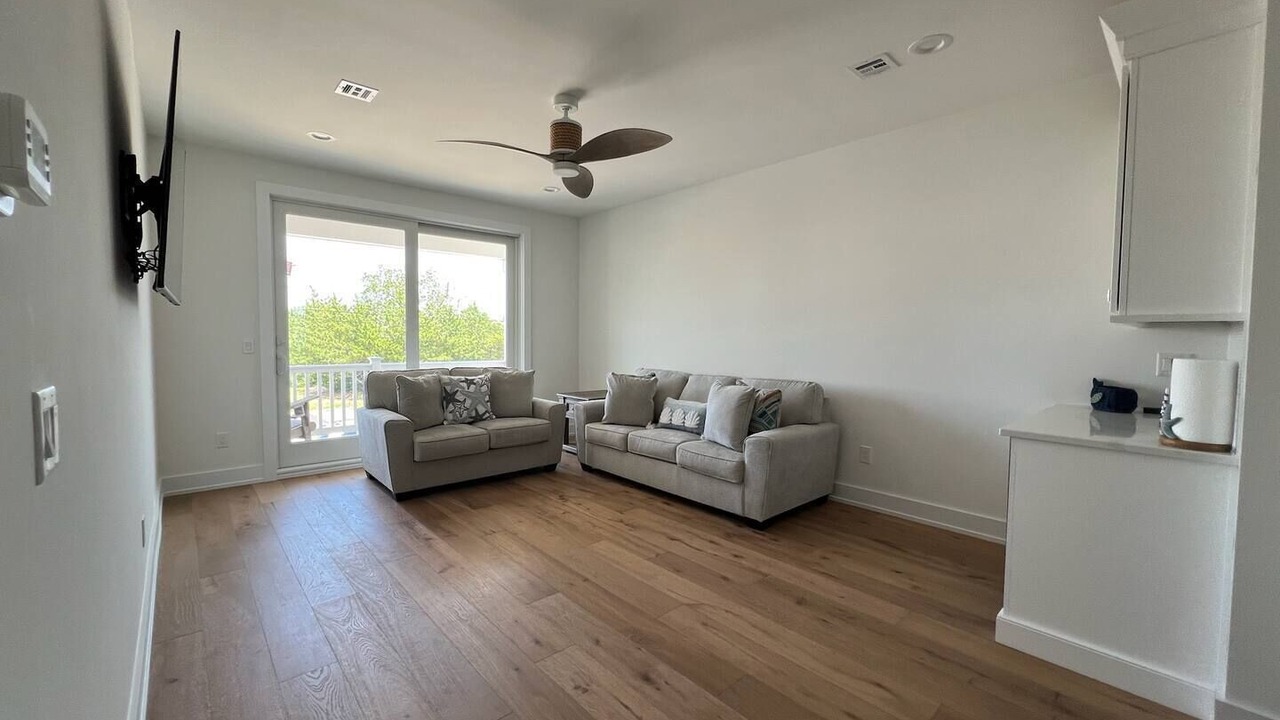 Photo of Livingroom in Surf City