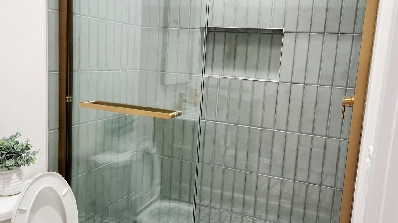 Photo of Bathroom in Weequahic