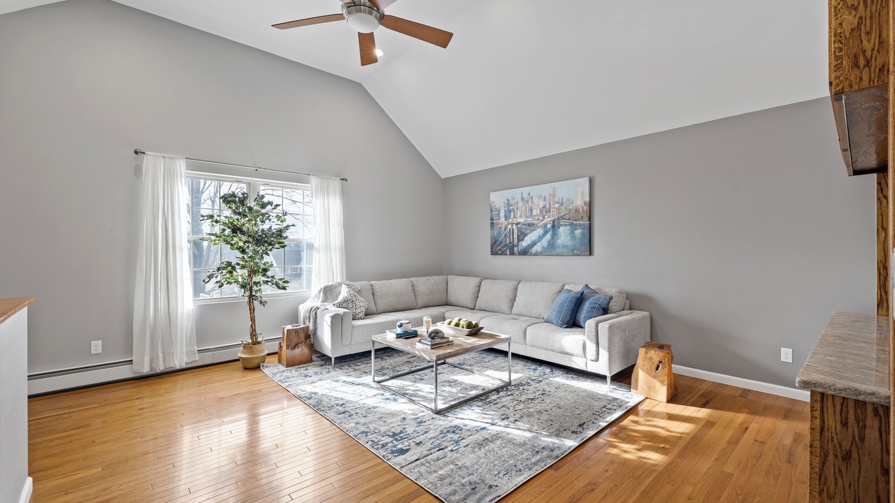 Photo of Livingroom in Chester