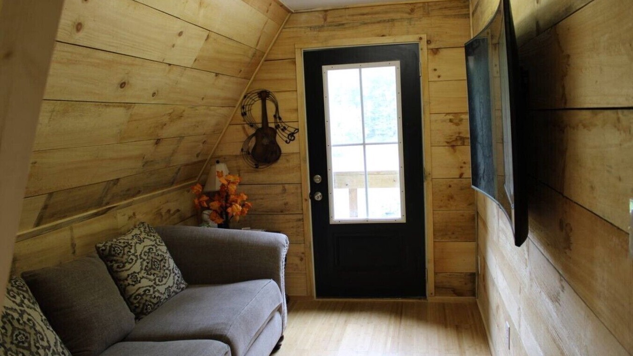 Photo of Bedroom in Jonesville