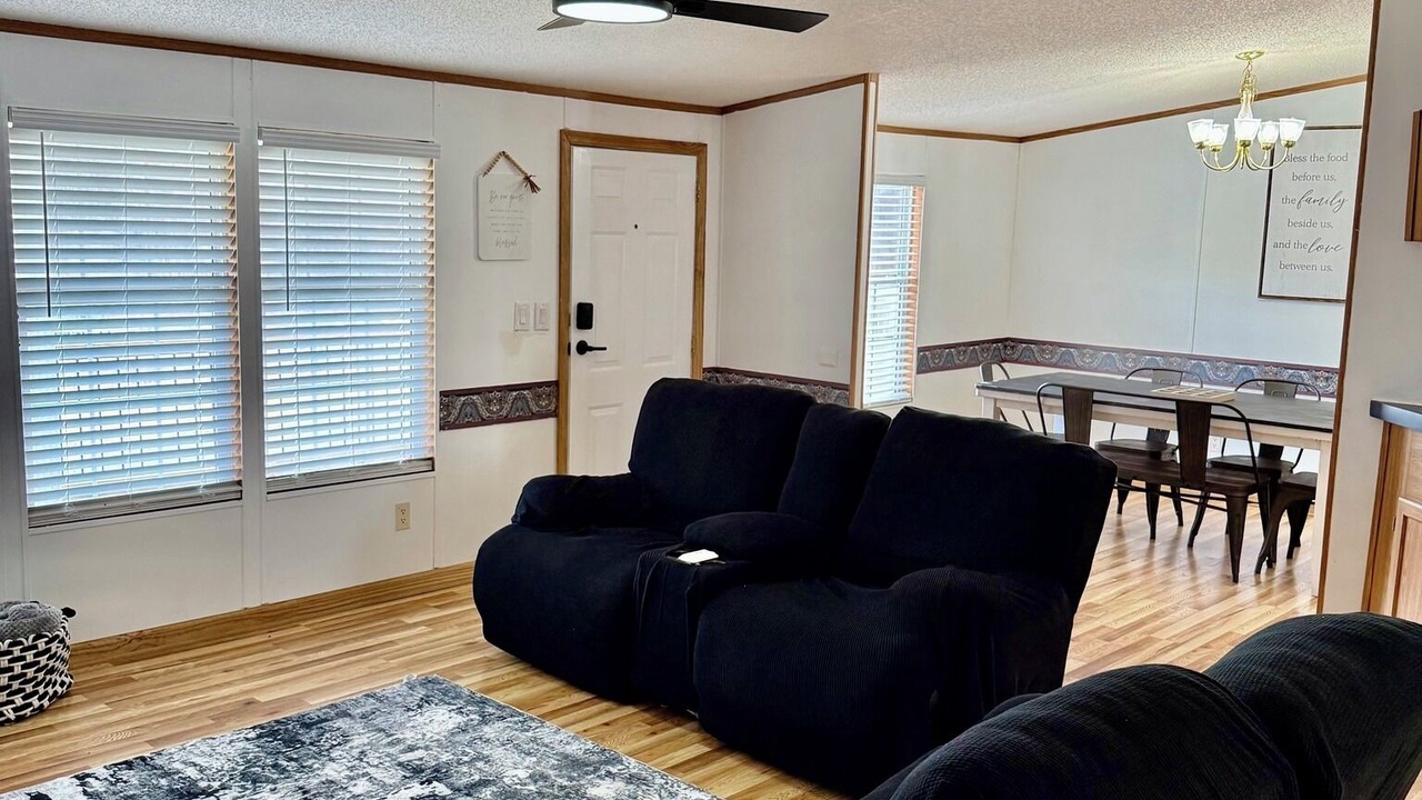 Photo of Livingroom in Bluewell
