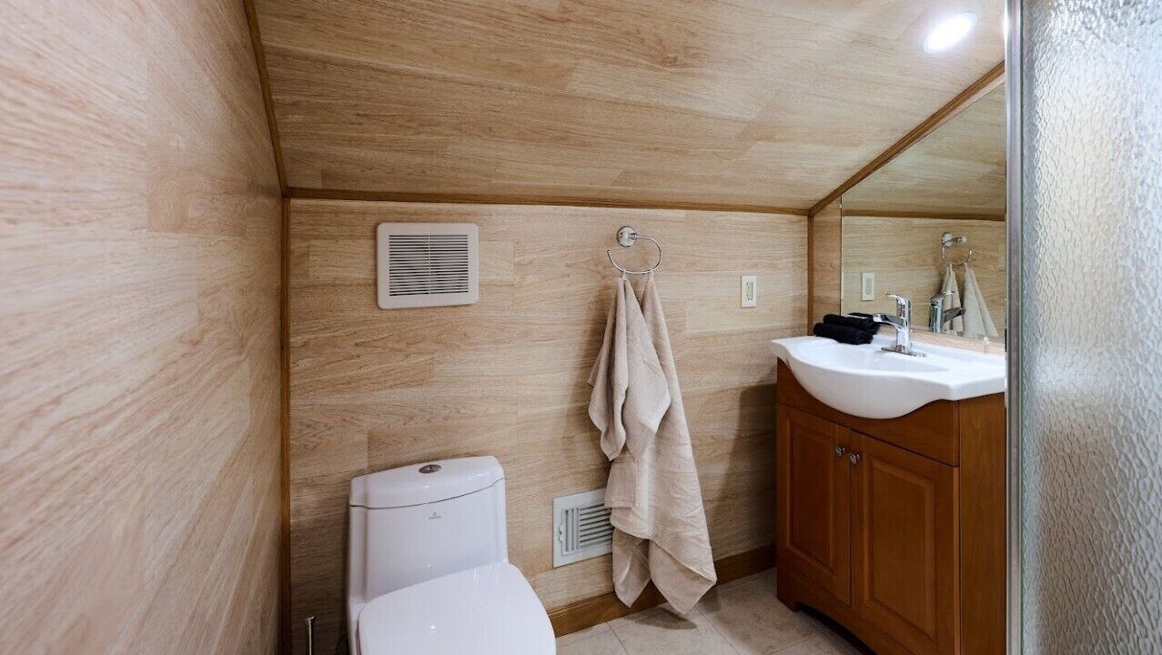 Photo of Bathroom in Town of Highland