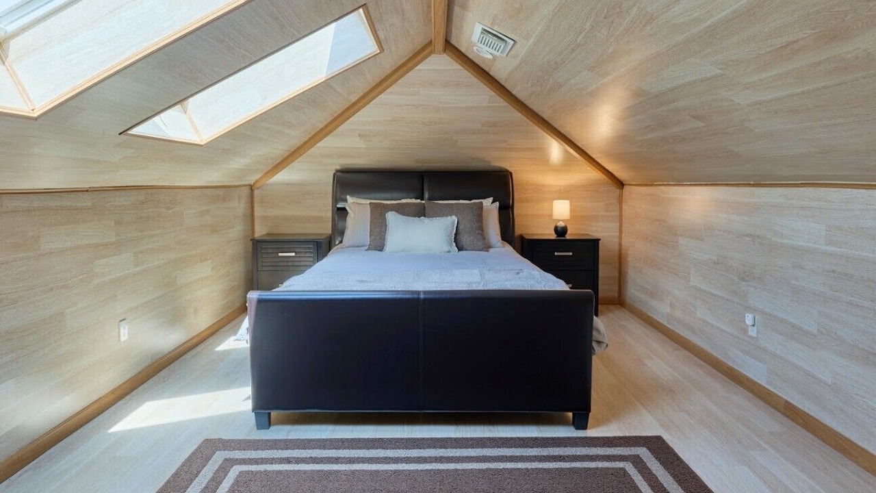 Photo of Bedroom in Town of Highland