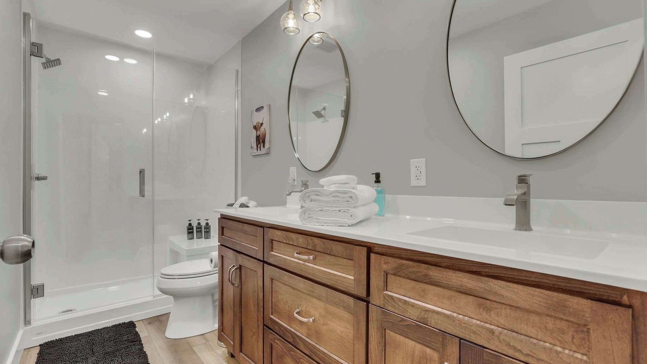Photo of Bathroom in Newark