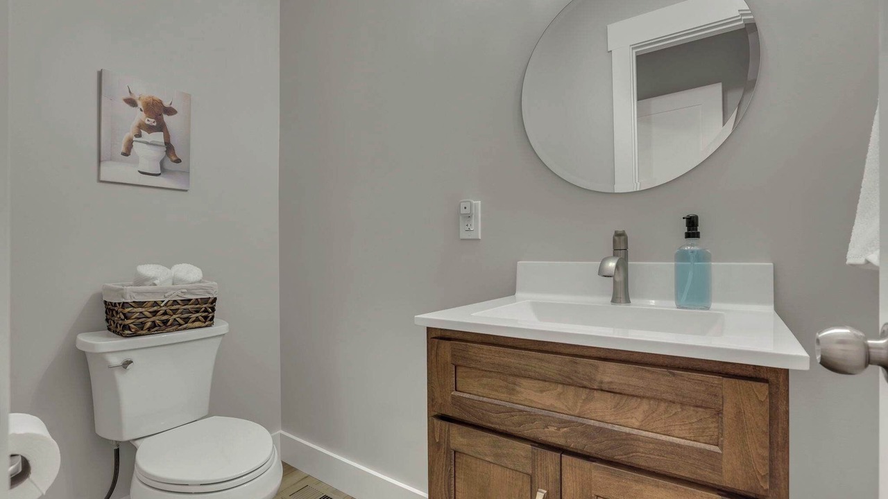 Photo of Bathroom in Newark