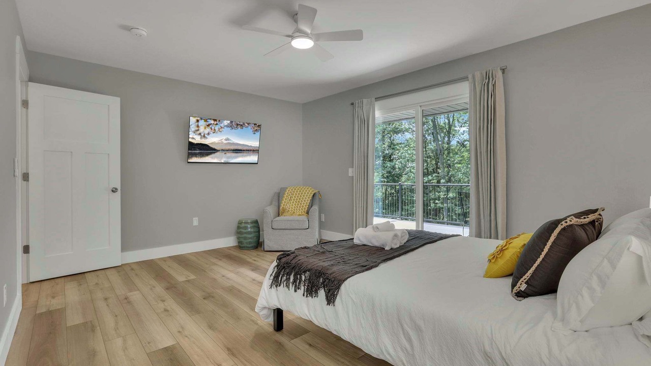 Photo of Bedroom in Newark