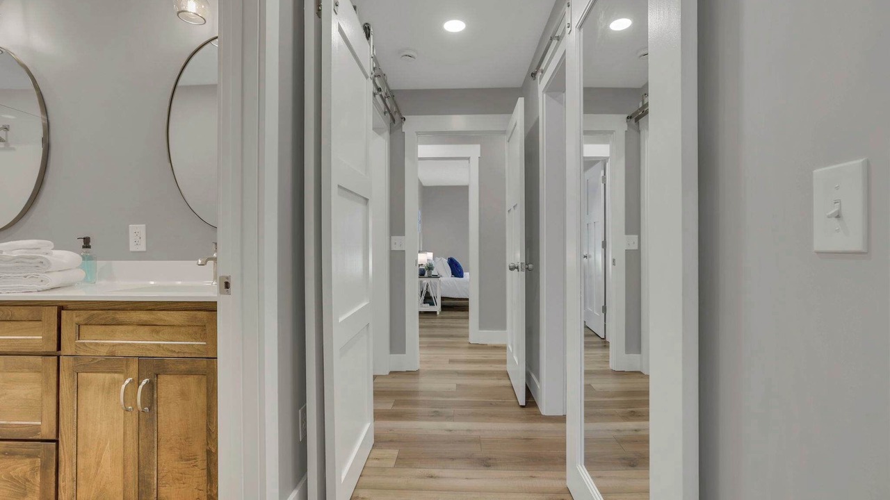 Photo of Bedroom in Newark