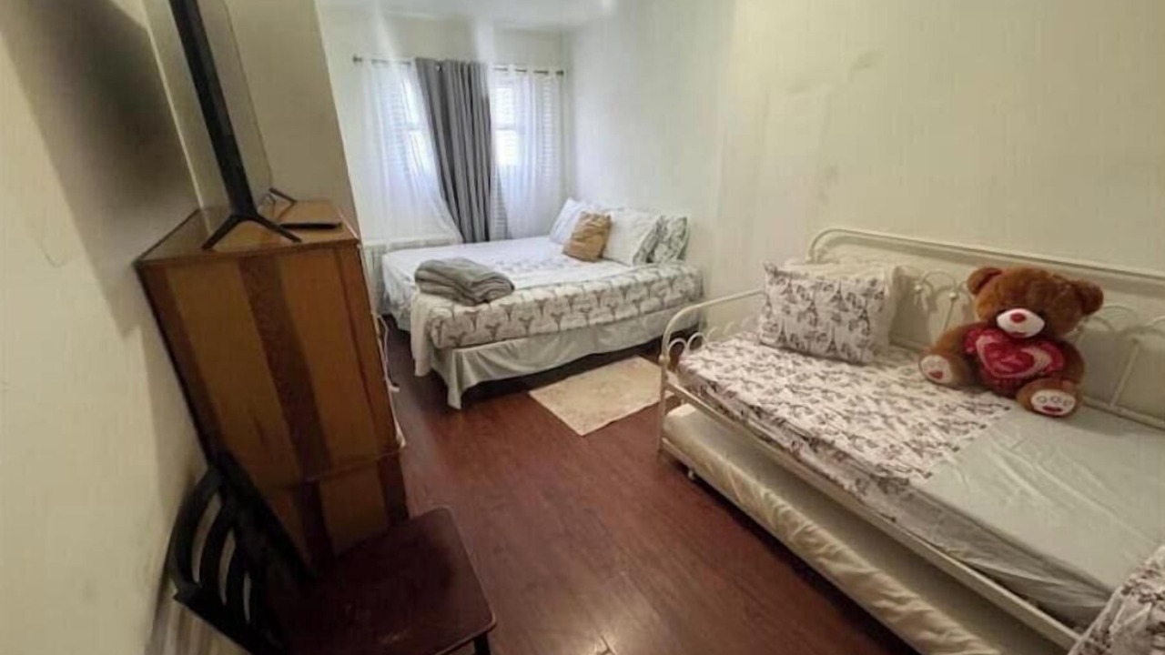Photo of Bedroom in Guttenberg