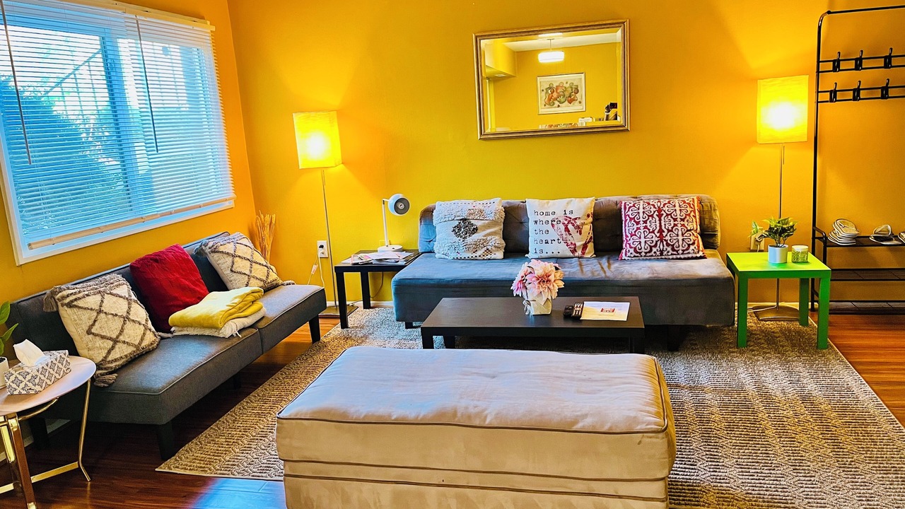 Photo of Livingroom in Aspen Hill