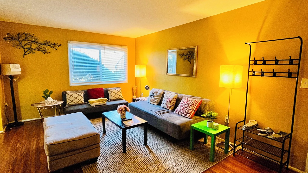 Photo of Livingroom in Aspen Hill