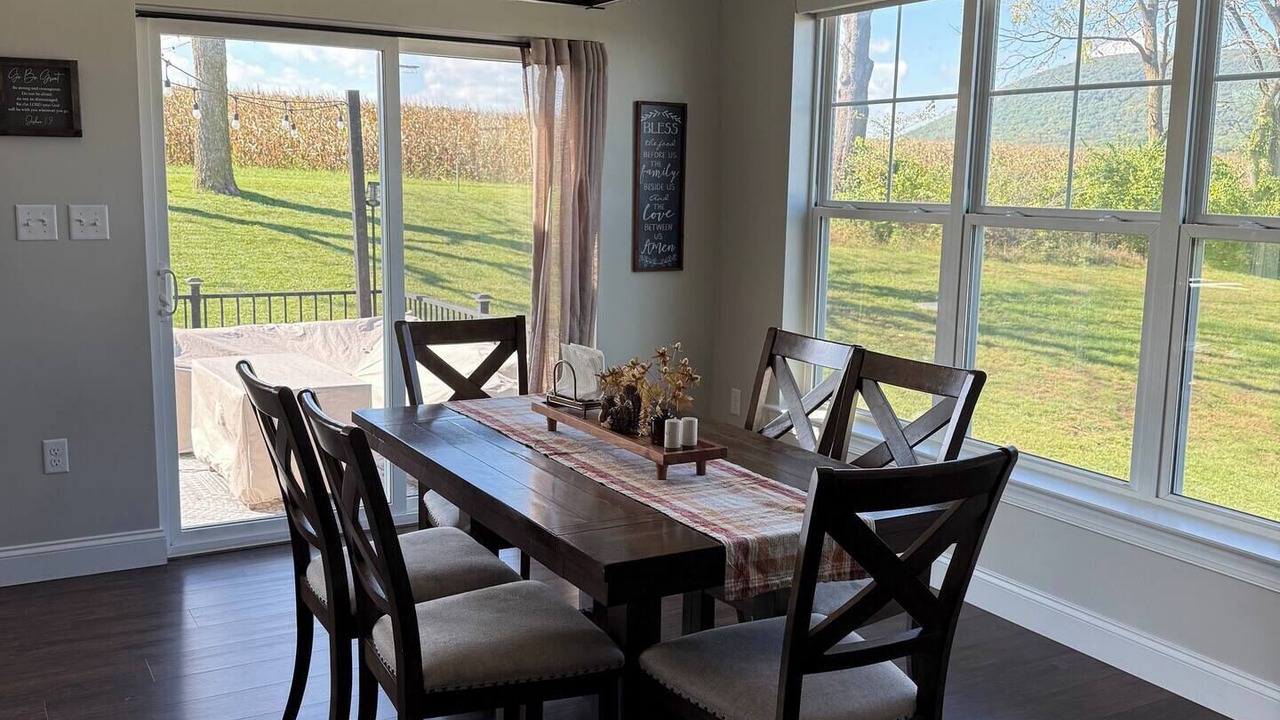 Photo of Livingroom in Boalsburg