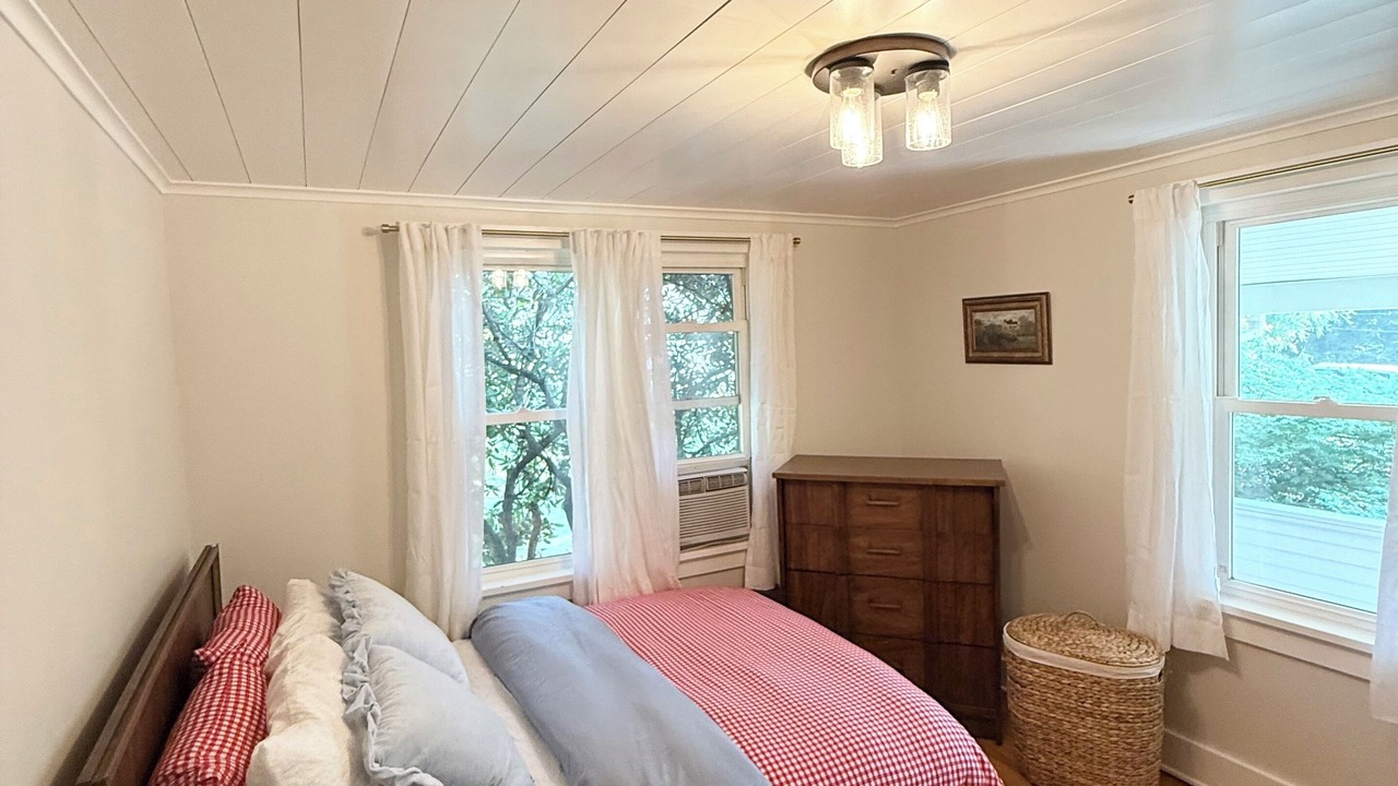 Photo of Bedroom in Catawissa