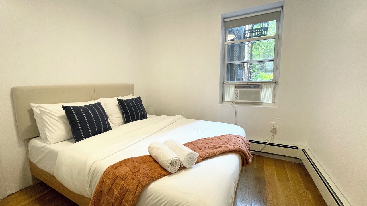 Photo of Bedroom in Harsimus Cove