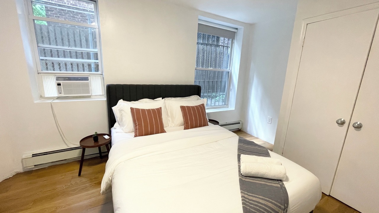 Photo of Bedroom in Harsimus Cove