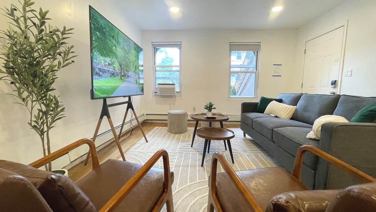 Photo of Livingroom in Harsimus Cove