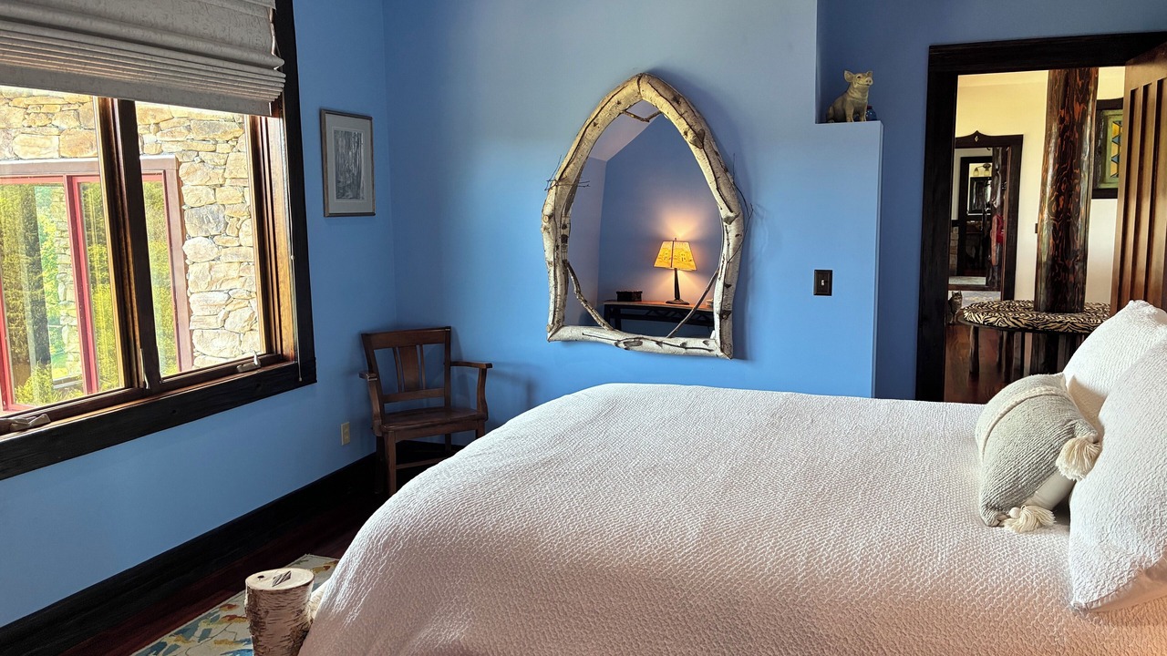 Photo of Bedroom in Pleasant Valley
