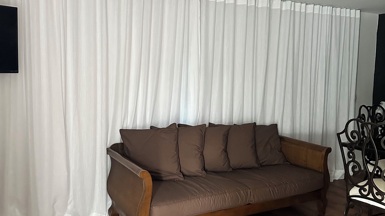 Photo of Livingroom in Wall