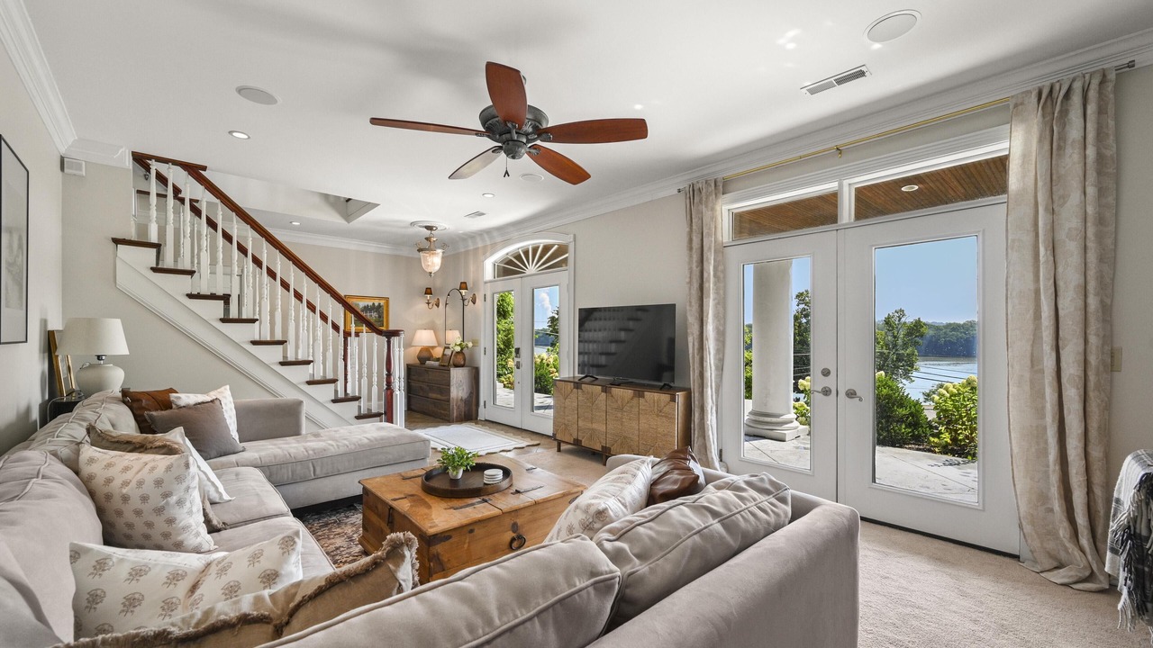 Photo of Livingroom in Aurora