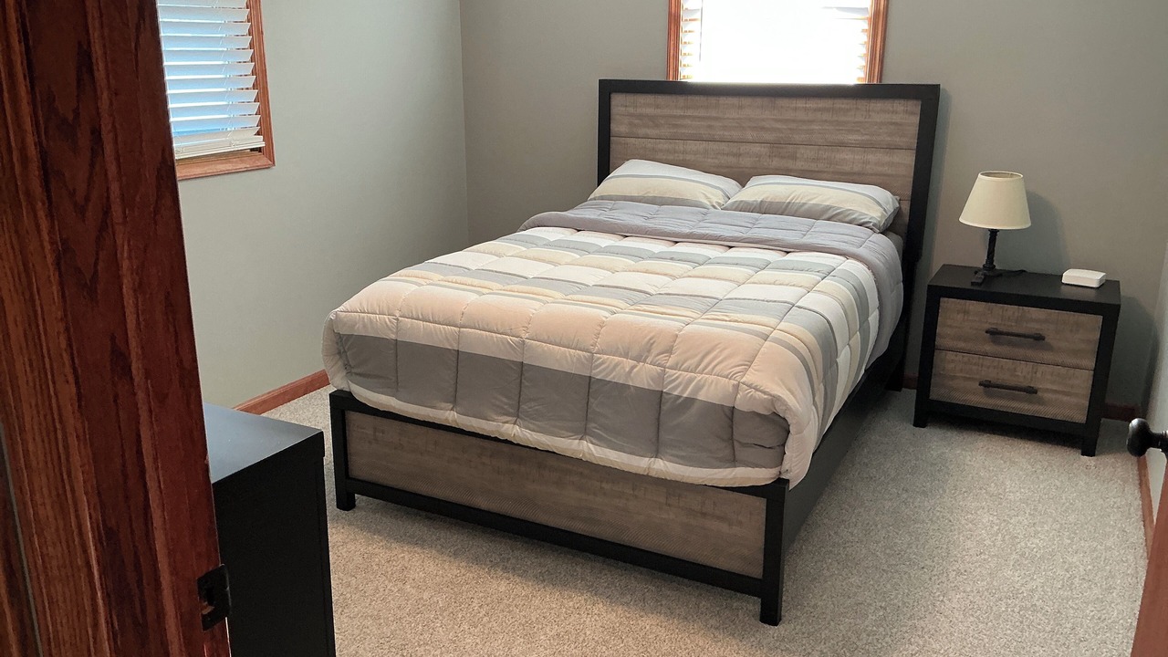 Photo of Bedroom in Gnaw Bone