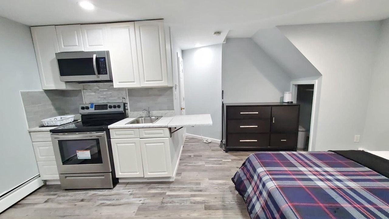 Photo of Bedroom in Pelham Gardens