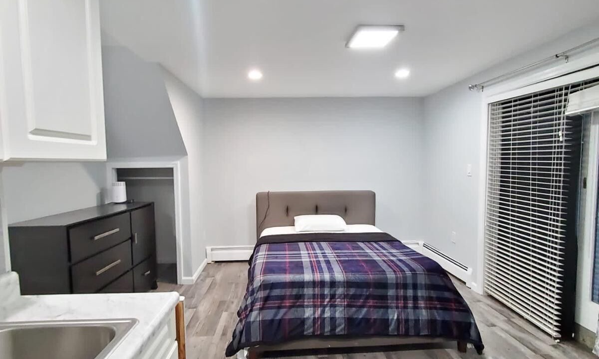 Photo of Bedroom in Pelham Gardens