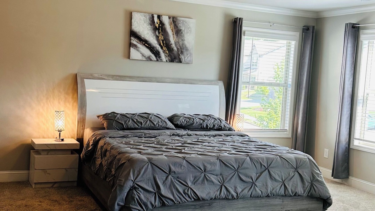 Photo of Bedroom in Dacula