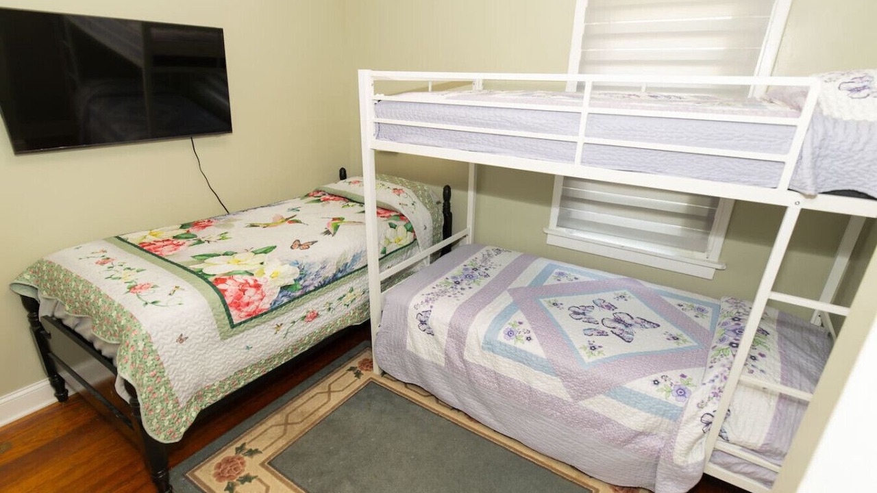 Photo of Bedroom in Port Clinton