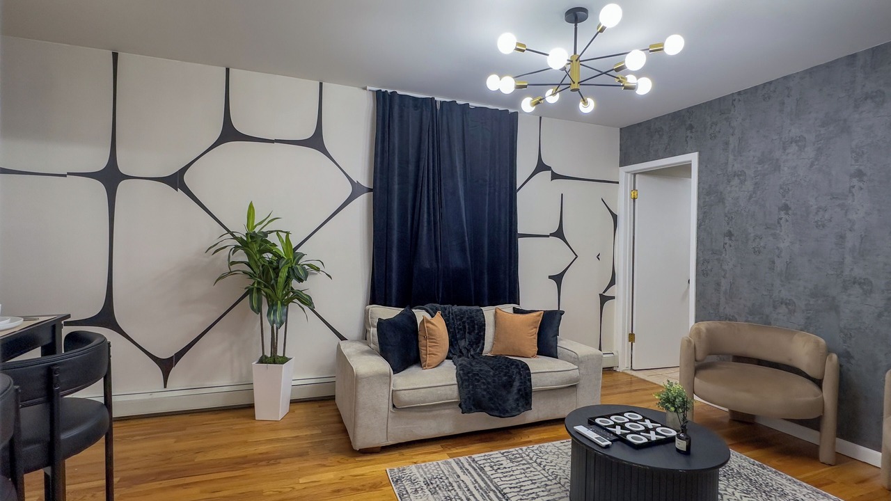 Photo of Livingroom in Kearny