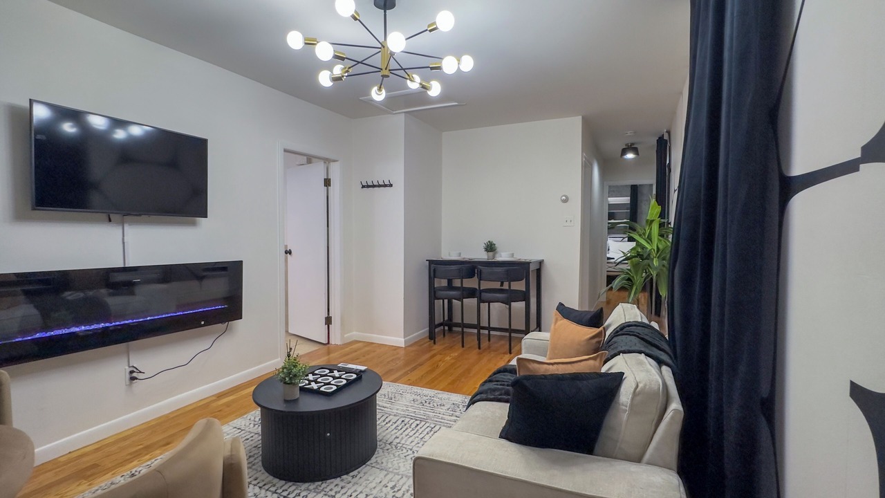 Photo of Livingroom in Kearny