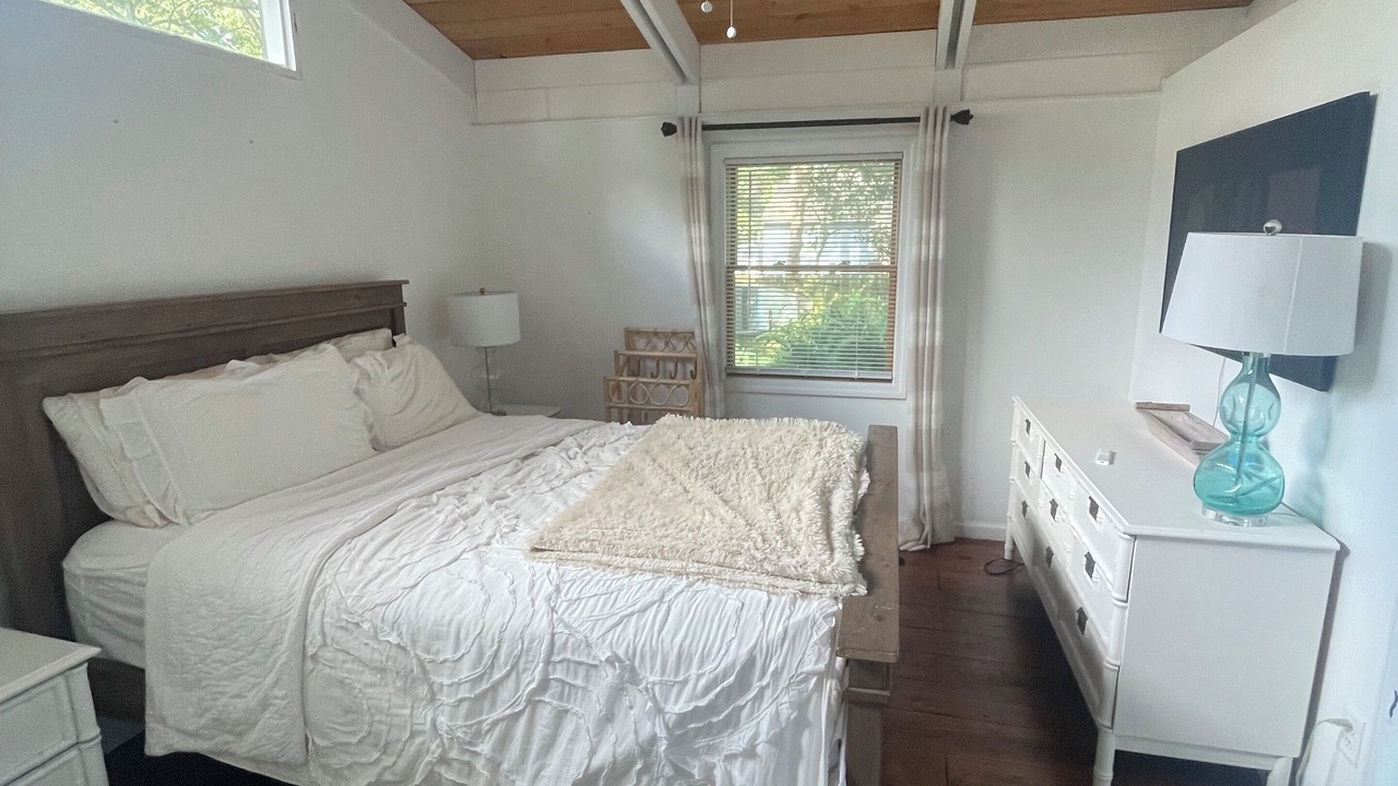 Photo of Bedroom in Dodds Addition