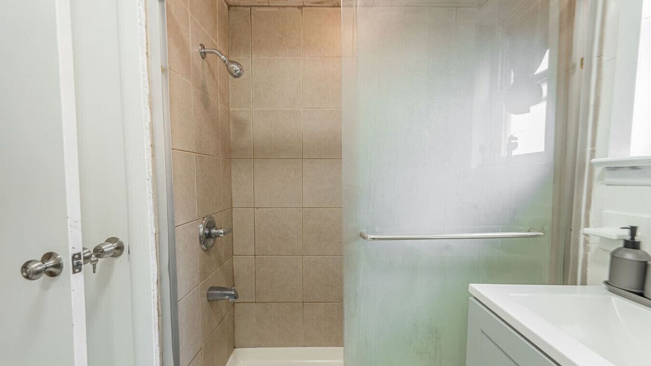 Photo of Bathroom in Constable Hook