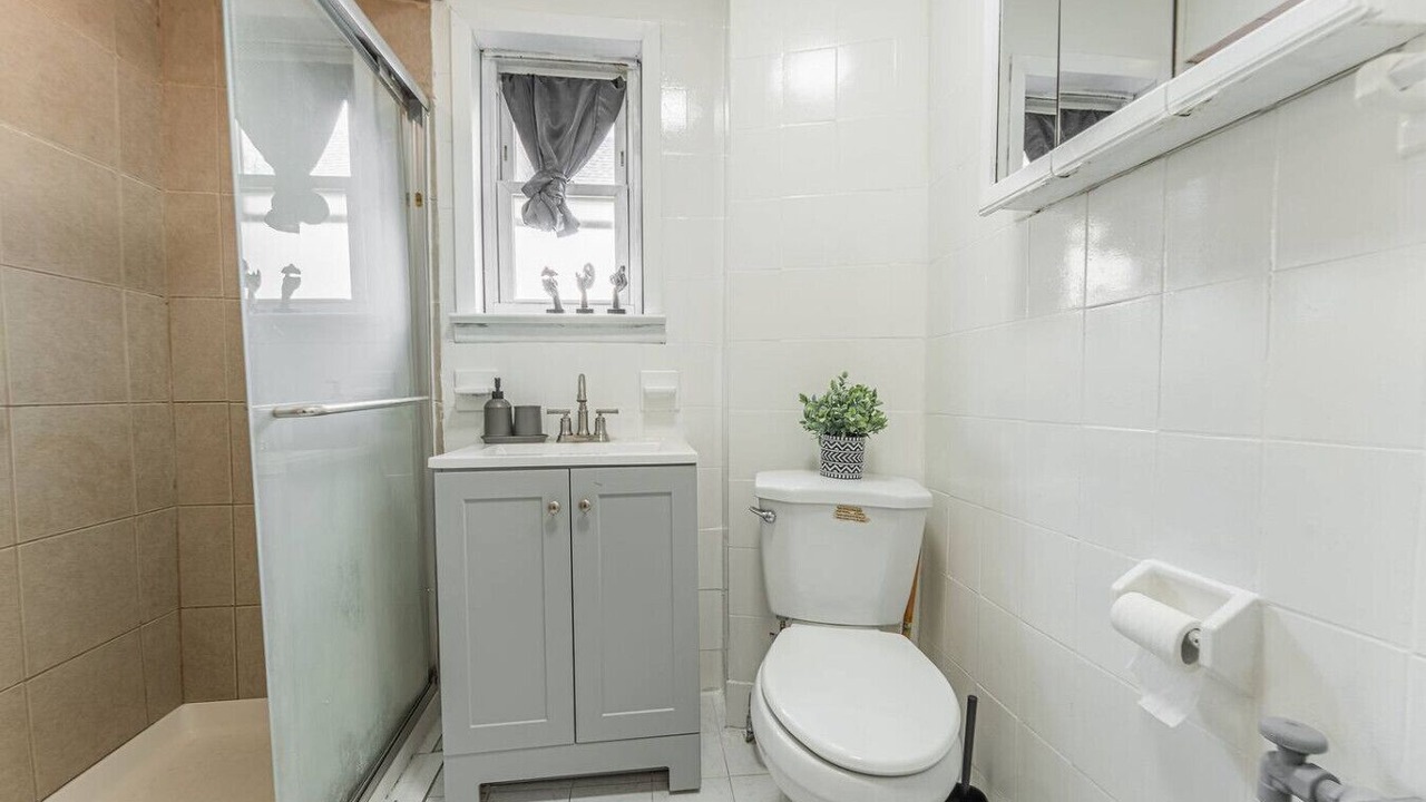 Photo of Bathroom in Constable Hook