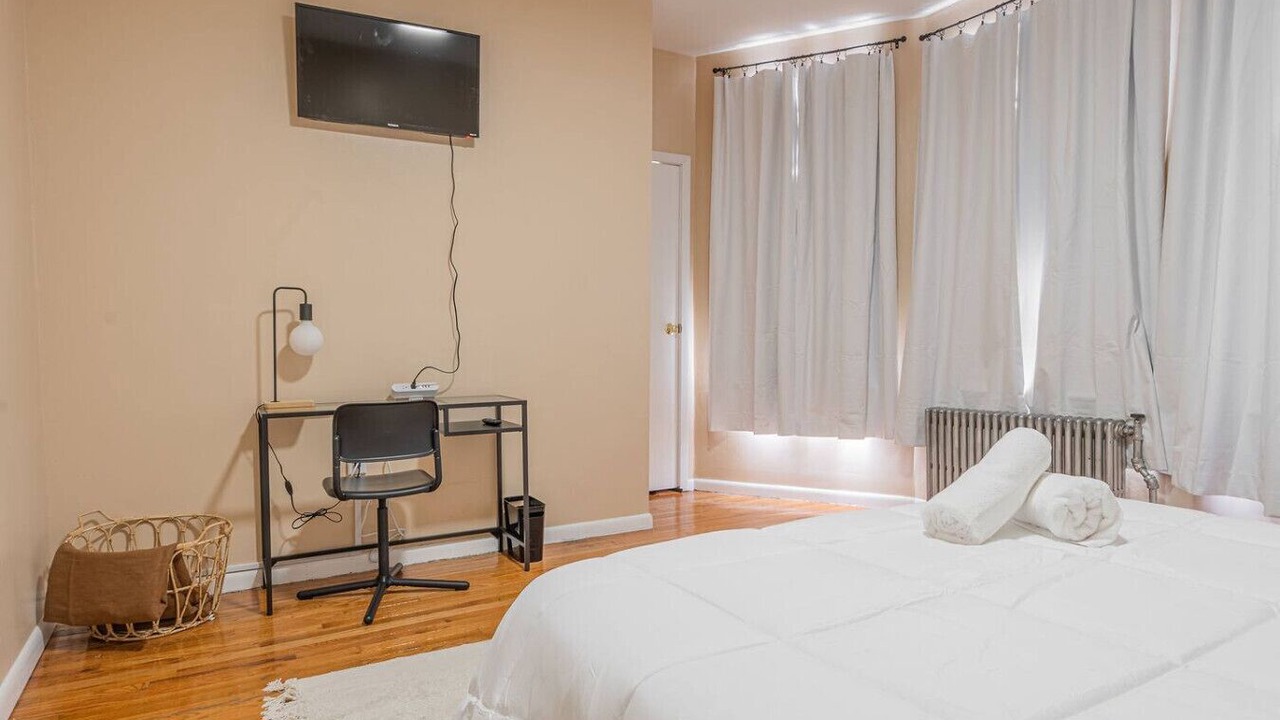 Photo of Bedroom in Constable Hook