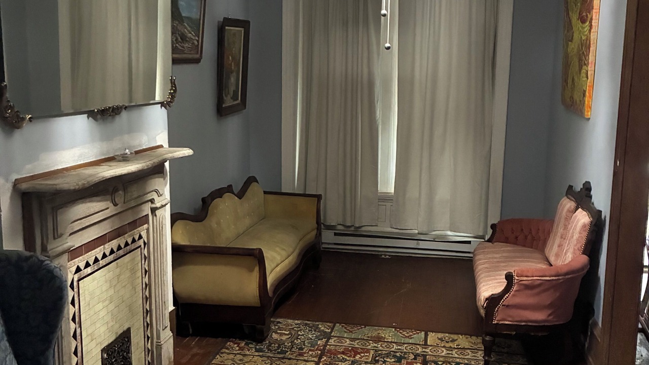 Photo of Livingroom in North Philadelphia West