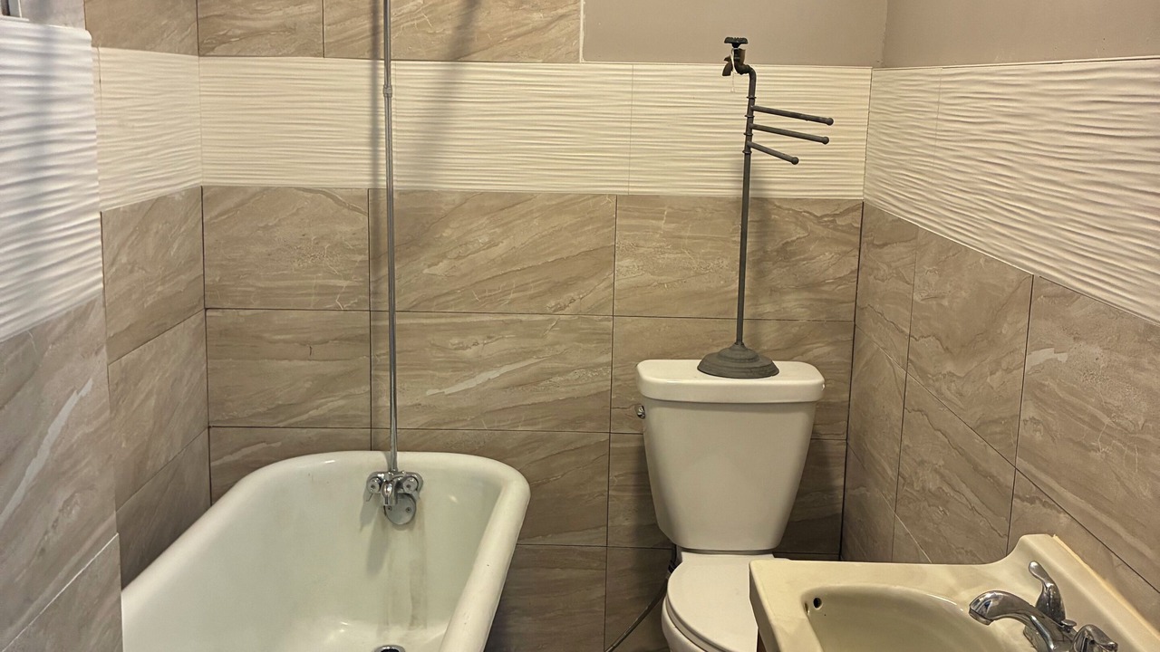 Photo of Bathroom in North Philadelphia West