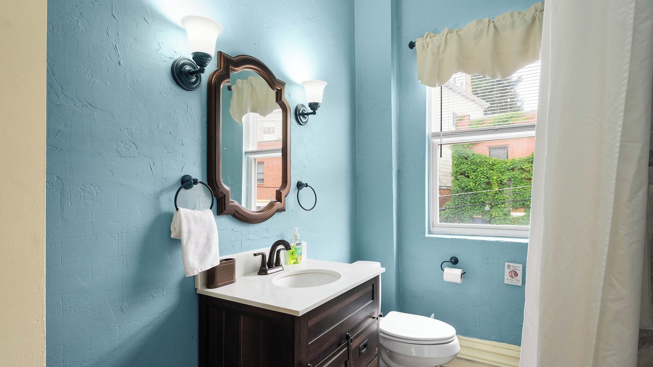Photo of Bathroom in Perry North