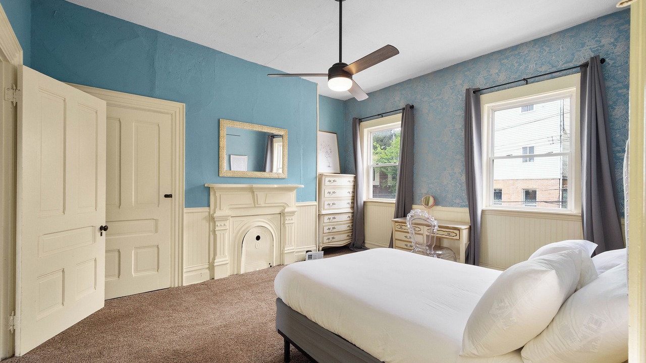 Photo of Bedroom in Perry North