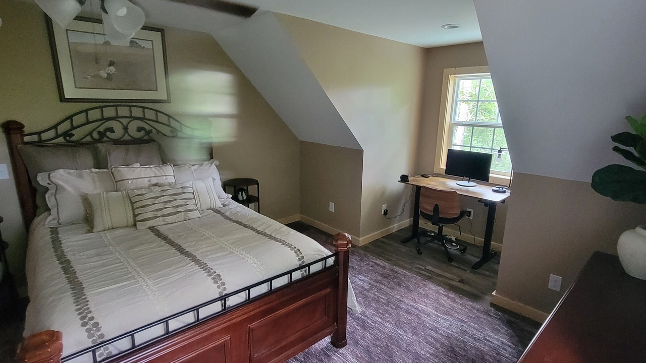 Photo of Bedroom in Rogersville
