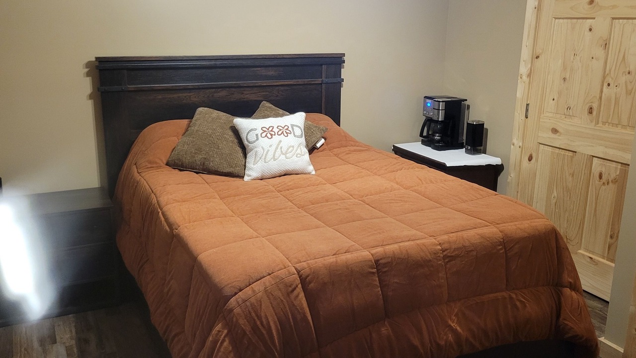 Photo of Bedroom in Rogersville