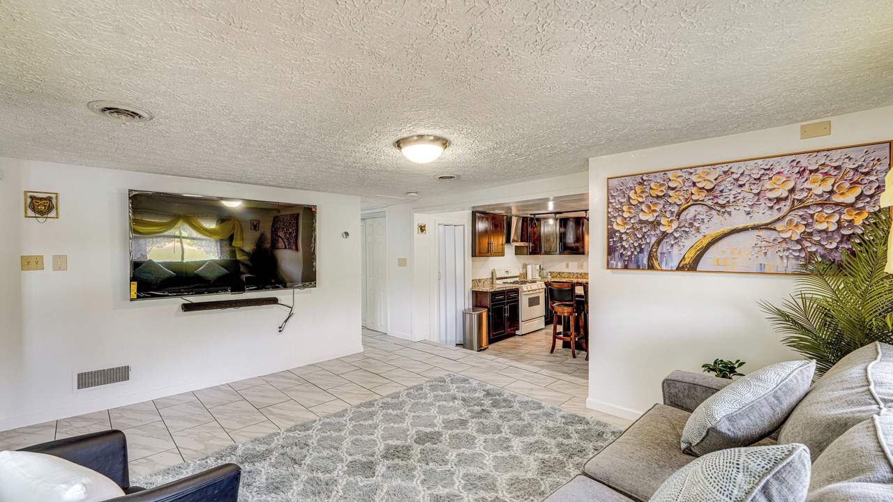 Photo of Livingroom in Stow